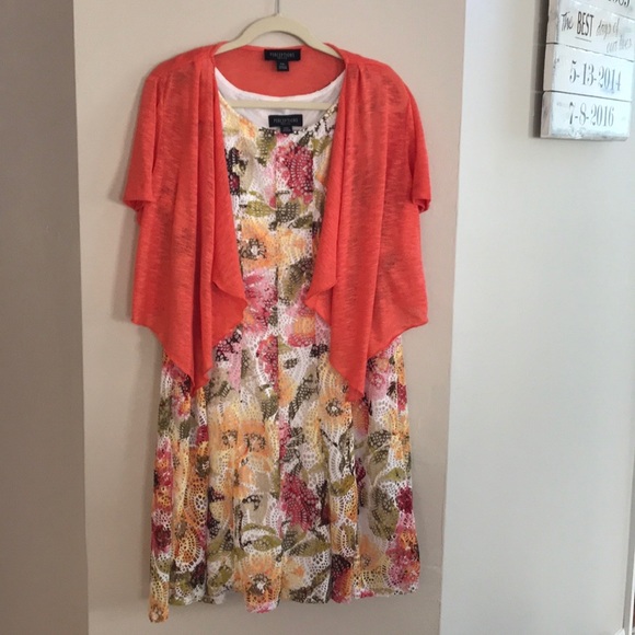 Dress - Picture 1 of 2